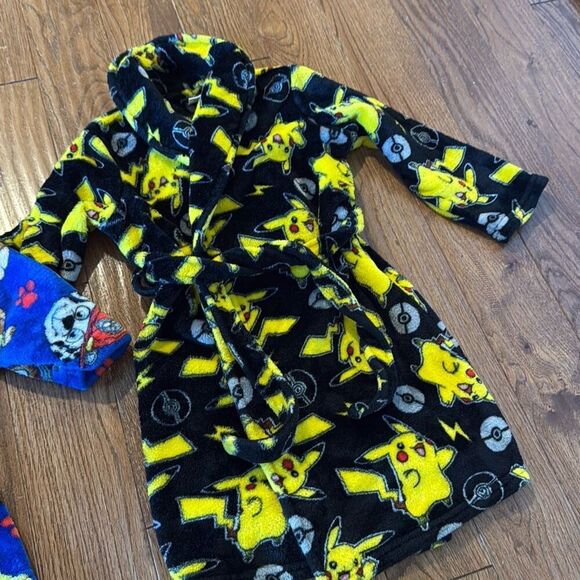 Nickelodeon fleece Pokémon Paw patrol bathrobe bundle 5t - Picture 5 of 7